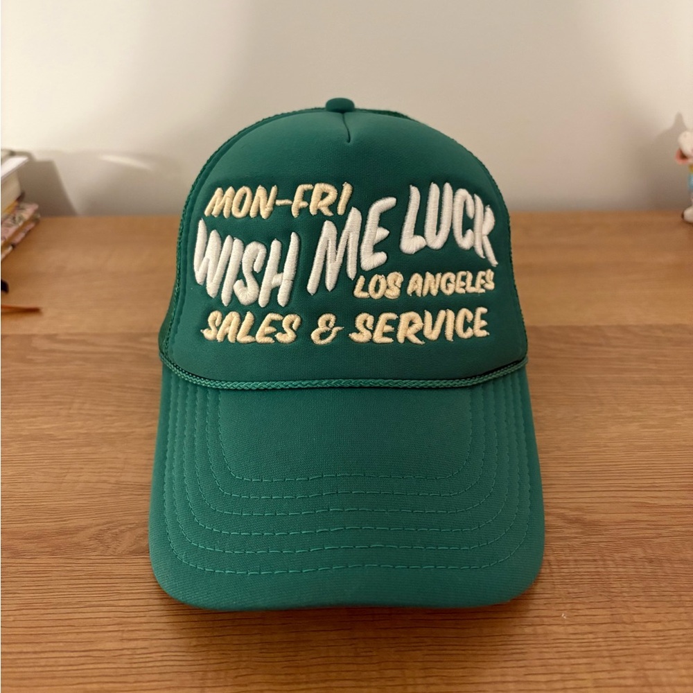 Trucker hat
